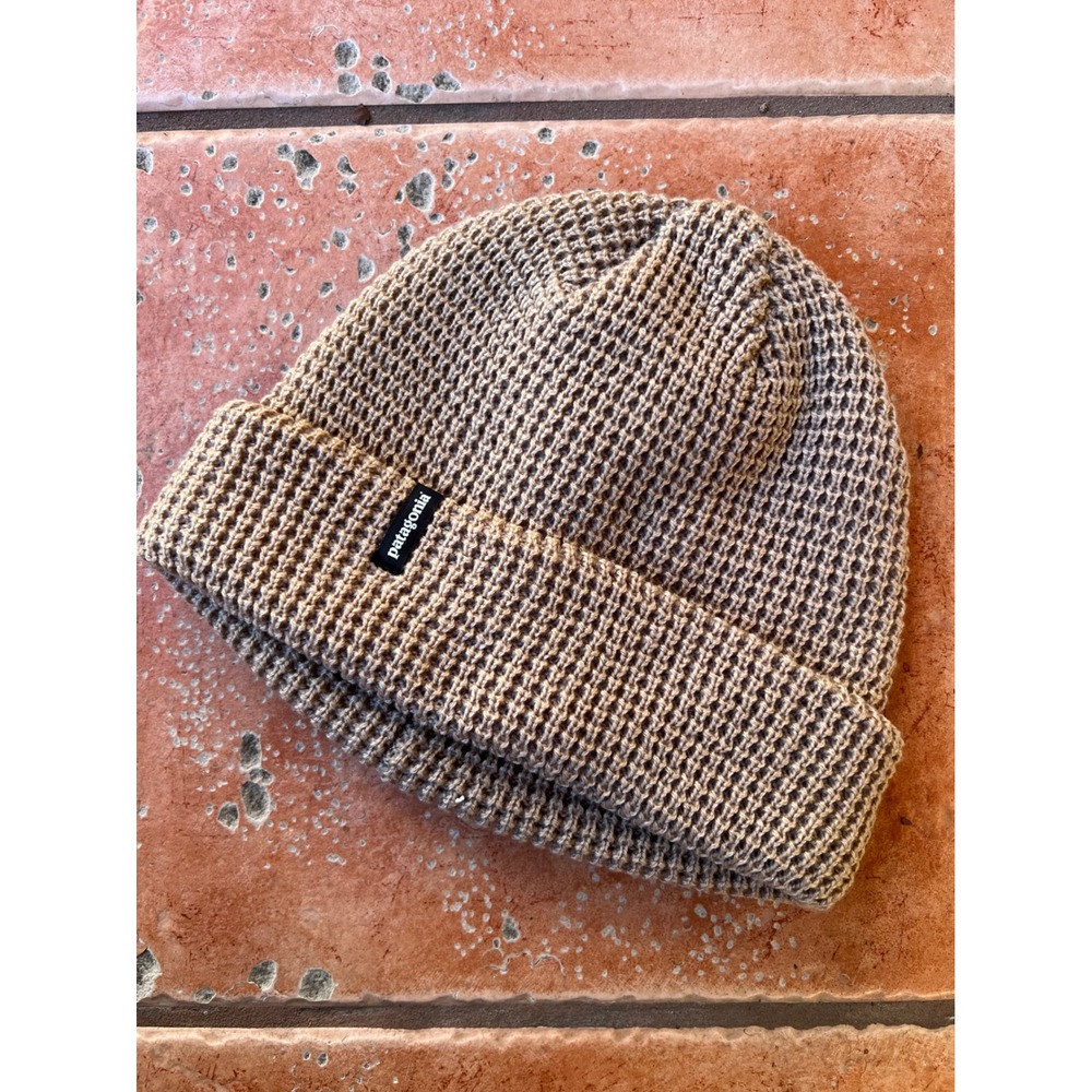 Patagonia SnowDrifter Rolled Beanie Tan Beige Waffle Knit Hat One Size